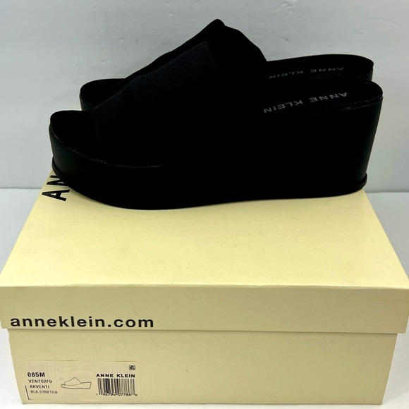 ANNE KLEIN, AKVENTI BLACK STRECH PLATFORM ELASTIC TOP W/SUPER CUSHION SOLE,8.5M - Picture 2 of 16